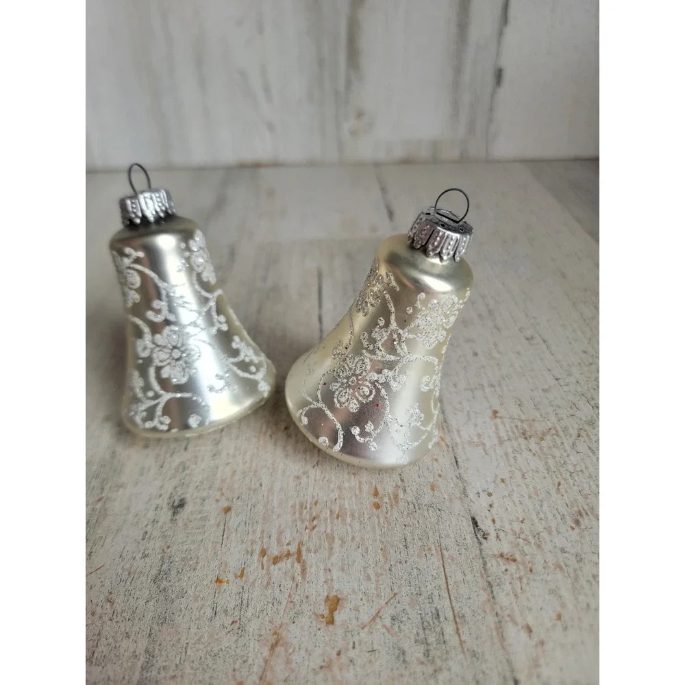 Vintage glitter white glass bell ornament Xmas swirl set home decor